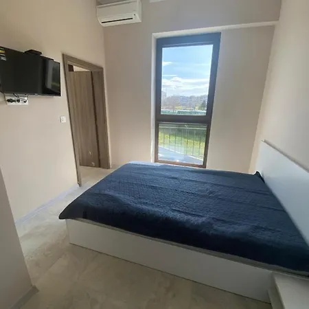 Azure Coast Apartment *